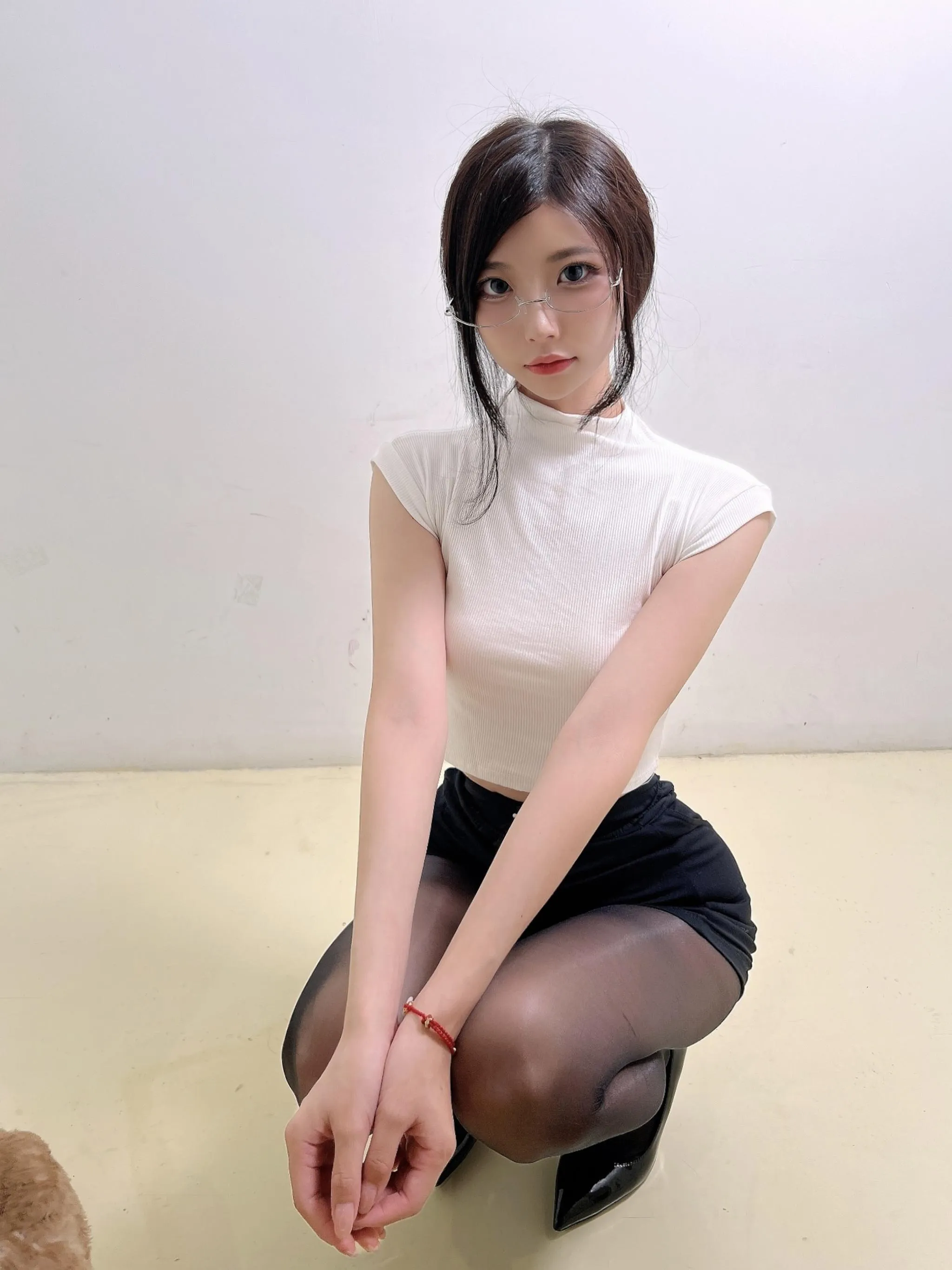 陈妮妮UNI – NO.66 诱惑的秘书 [14P]插图6